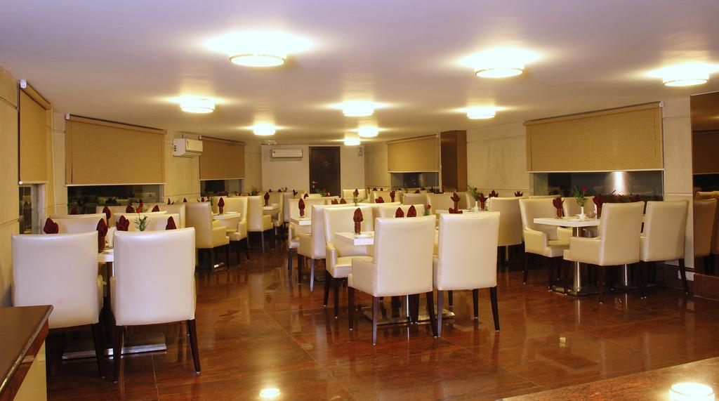 Hotel Africa Avenue Gk - 1 Nové Dillí Exteriér fotografie
